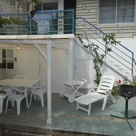 T3 En Centre-ville Avec Terrasse Et Parking Prive A - Fr-1-71-90 Apartment