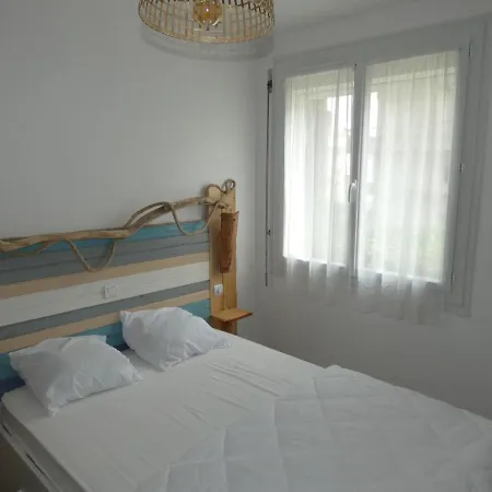 T3 En Centre-ville Avec Terrasse Et Parking Prive A - Fr-1-71-90 *