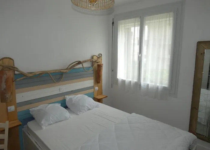 T3 En Centre-ville Avec Terrasse Et Parking Prive A - Fr-1-71-90 *